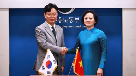 Bộ trưởng Bộ Nội vụ Việt Nam hội đàm với Bộ trưởng Bộ Việc làm và Lao động Hàn Quốc