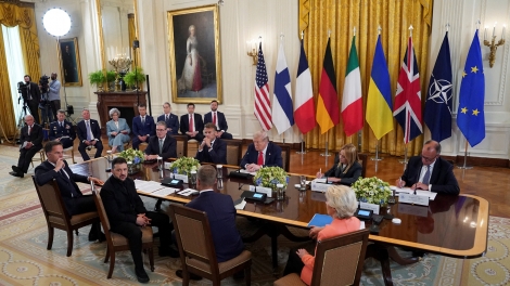 Tổng thống Donald Trump gặp Tổng thống Ukraine và lãnh đạo các nước châu Âu