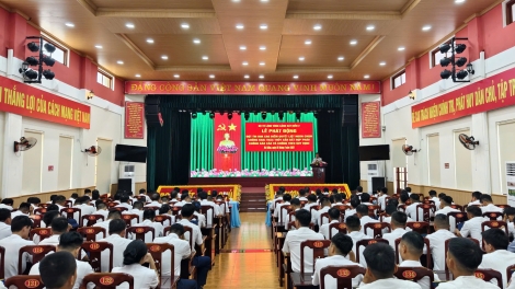 Quyết tâm ngăn chặn, phòng chống khai thác IUU, gỡ “thẻ vàng” EC trên vùng biển Miền Trung