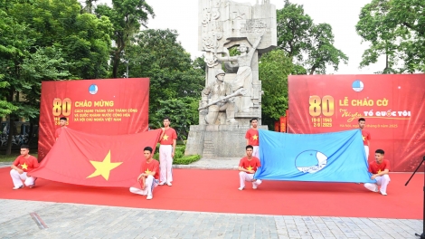 Lễ chào cờ “Tôi yêu Tổ quốc tôi": Khơi dậy niềm tự hào, khát vọng cống hiến của tuổi trẻ