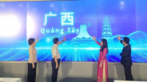 Đoàn báo chí chủ lực Việt Nam thăm, làm việc tại Trung Quốc