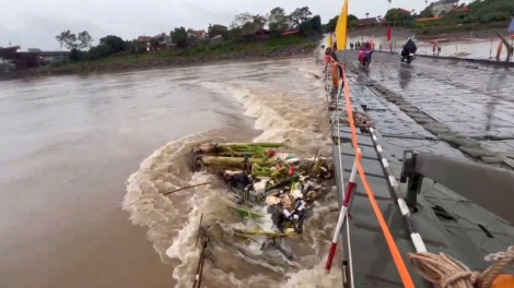Cắt cầu phao Phong Châu, Phú Thọ