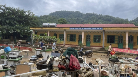 Vùng lũ Điện Biên khôi phục trường lớp đón năm học mới
