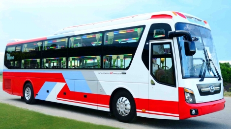 Cấm xe khách giường nằm có giúp hạn chế tai nạn thảm khốc hay không? Xe có lỗi hay lỗi ở con người?