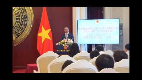 Giao lưu thiếu nhi Việt – Trung 