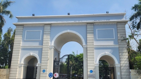 Đề xuất giải thể trường Quốc tế Mỹ