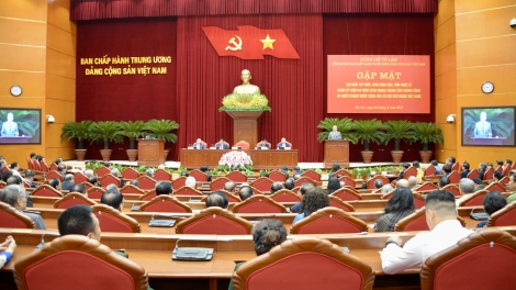 Thời sự 12h 6/8/2025: Tổng Bí thư Tô Lâm gặp mặt các trí thức, nhà khoa học, văn nghệ sĩ