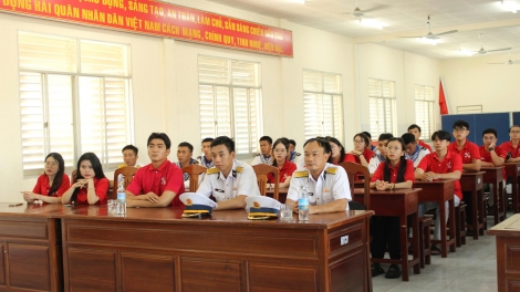 Lữ đoàn 171 tuyên truyền biển đảo tại Thành phố Hồ Chí Minh