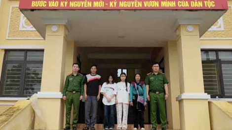 Thêm hồi chuông cảnh báo về lời hứa "việc nhẹ, lương cao" ở bản làng vùng cao Lai Châu
