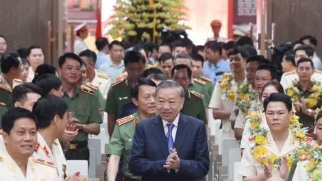 Thời sự 12h 4/8/2025: Tổng Bí thư Tô Lâm gặp mặt các điển hình tiên tiến CAND