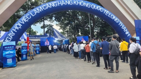 Ngày hội việc làm sân bay Long Thành thu hút gần 10.000 ứng viên tham dự 