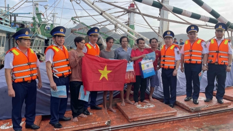 Công tác chính sách ở Vùng Cảnh sát biển 3 góp phần củng cố thế trận quốc phòng toàn dân trên biển