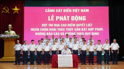 Cảnh sát biển Việt Nam phát động đợt thi đua cao điểm quyết liệt ngăn chặn khai thác IUU