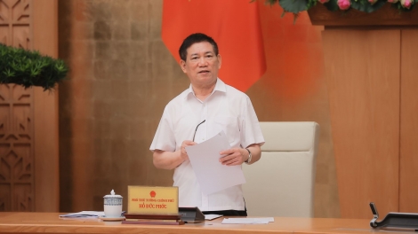 Hạ lãi suất, tăng hạn mức tín dụng để thúc đẩy tăng trưởng trên 8% 