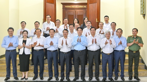 Bộ Chính trị cho ý kiến vào Dự thảo văn kiện và phương án nhân sự Đại hội Đảng bộ tỉnh Phú Thọ 