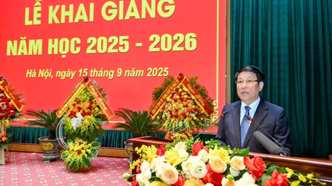 Chủ tịch nước Lương Cường dự khai giảng năm học 2025-2026 tại Học viện Quốc phòng