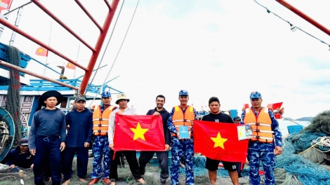 Vùng Cảnh sát biển 1 nỗ lực chung tay gỡ “thẻ vàng” thủy sản