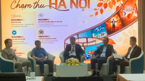 Xây dựng thương hiệu du lịch “Chạm thu Hà Nội” mang tầm quốc tế