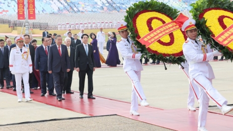 Thời sự 12h 1/9/2025: Lãnh đạo Đảng, Nhà nước vào Lăng viếng Chủ tịch Hồ Chí Minh 