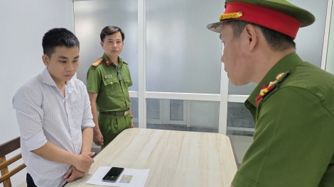 Khởi tố, bắt tạm giam đối tượng tham ô tài sản