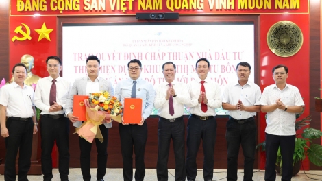 Khánh Hòa chấp thuận đầu tư hai dự án đô thị lớn tại Khu Kinh tế Vân Phong
