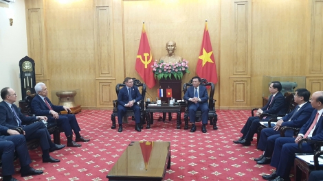 Ông Nguyễn Xuân Thắng tiếp và làm việc với Đoàn đại biểu cấp cao Đảng Nước Nga Thống nhất 