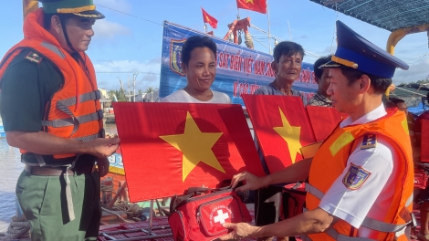 Vùng Cảnh sát biển 3 quyết liệt trong chống khai thác IUU