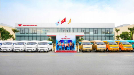 Bàn giao lô xe đến khách hàng tham gia chương trình “Đầu tư Kimlong 99- Nhận ngay Kimlong X9"