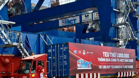 Cảng container Quốc tế Tân Cảng Hải Phòng đón Teu container thứ 1 triệu trong năm 2025