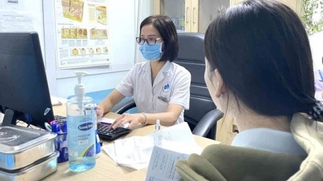 Bệnh da liễu rình rập sau mùa mưa bão