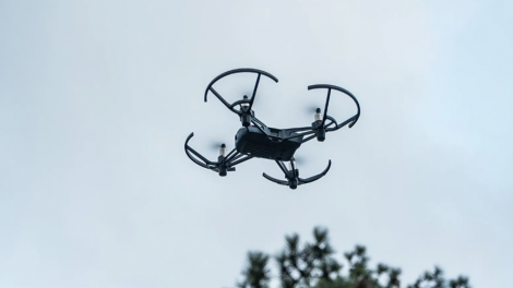 Bức tường chống thiết bị bay không người lái (UAV) - Bài toán khó của EU
