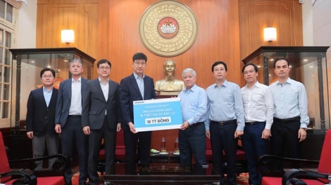 Hơn 1.105 tỷ đồng hỗ trợ đồng bào các tỉnh chịu ảnh hưởng bởi mưa lũ