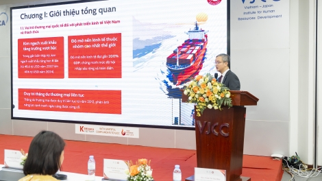 Công bố Báo cáo Thương mại Quốc tế Việt Nam 2025