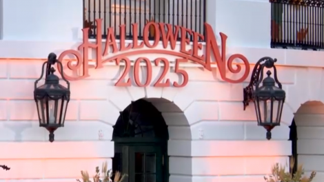 Thế giới rộn ràng với lễ hội hóa trang Halloween