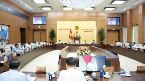 Thời sự 12h 17/10/2025: Chính thức nâng giảm trừ gia cảnh lên 15,5 triệu/tháng