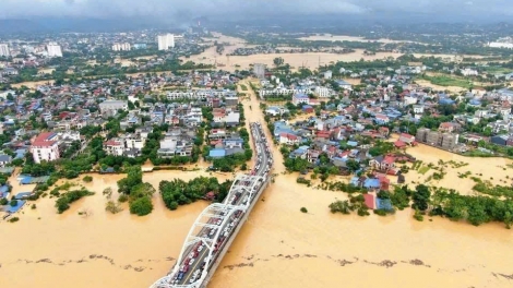 Thái Nguyên: 3 người chết do hoàn lưu bão số 11, lực lượng chức năng xuyên đêm hỗ trợ người dân