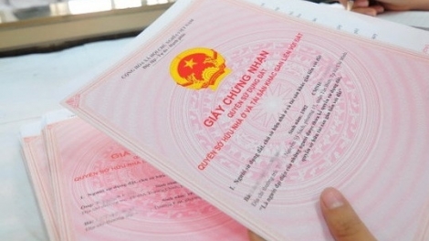 Nộp bản photo sổ đỏ để làm sạch dữ liệu đất đai -Đừng để chủ trương đúng trở thành gánh nặng cho dân