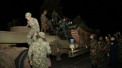 Campuchia - Thái Lan bắt đầu tháo dỡ thiết bị quân sự, mở đường cho hòa bình