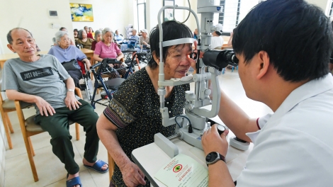 Phòng ngừa,, điều trị các bệnh lý về mắt sau mưa lũ