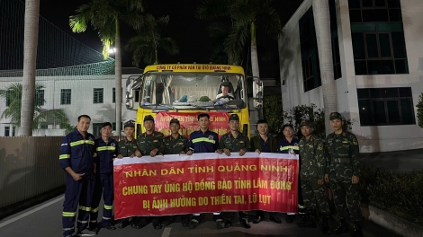Quảng Ninh: Chuyến hàng cứu trợ đầu tiên trên đường đến vùng lũ Lâm Đồng