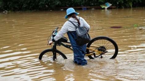 Thời sự 6h 15/11/2025: Cảnh báo mưa lớn từ đêm nay, miền Trung khẩn trương rà soát an toàn hồ đập