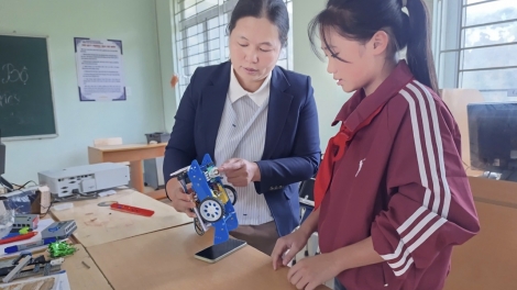 Cô giáo vùng cao và hành trình gieo mầm STEM nơi biên cương tổ quốc