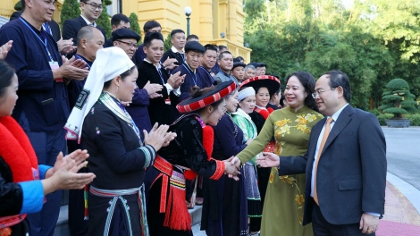 Phó Chủ tịch nước Võ Thị Ánh Xuân gặp mặt Đoàn đại biểu dân tộc thiểu số tiêu biểu tỉnh Cao Bằng