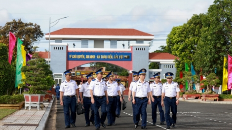 Trung tướng Bùi Quốc Oai kiểm tra, chỉ đạo xây dựng doanh trại xanh - sạch - đẹp tại Vùng 4