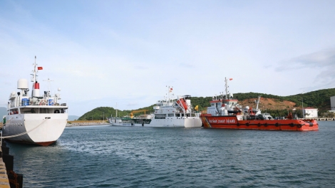 Tư lệnh Cảnh sát biển Việt Nam kiểm tra công tác phòng chống bão số 13