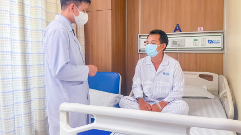 Vụ cấp cứu sau ăn bánh mì: Ít nhất 162 người nhập viện