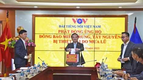 Đài TNVN tổ chức Lễ quyên góp ủng hộ đồng bào miền Trung, Tây Nguyên bị thiệt hại do mưa lũ