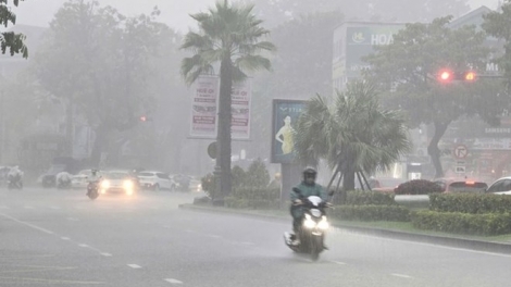 Thời tiết ngày 25/11/2025: Cảnh báo mưa lớn diễn ra ở miền Trung