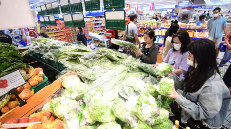 TP.HCM nỗ lực bình ổn giá thực phẩm mùa mưa bão