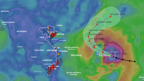 Bão Fung-Wong tăng tốc, tiến nhanh vào Biển Đông